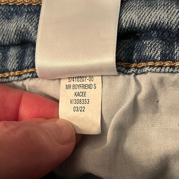 Old Navy Mid Rise Boyfriend Jeans Women’s Size 18 Kacee Wash Raw Hem Stretch - Picture 7 of 8